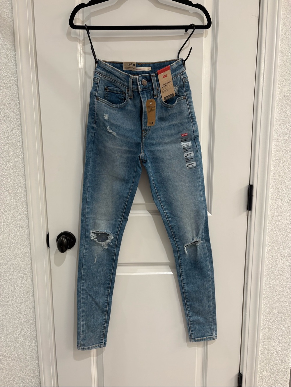 💙 SALE 💙 Levi's Women's Light Blue High-Rise Skinny Jeans